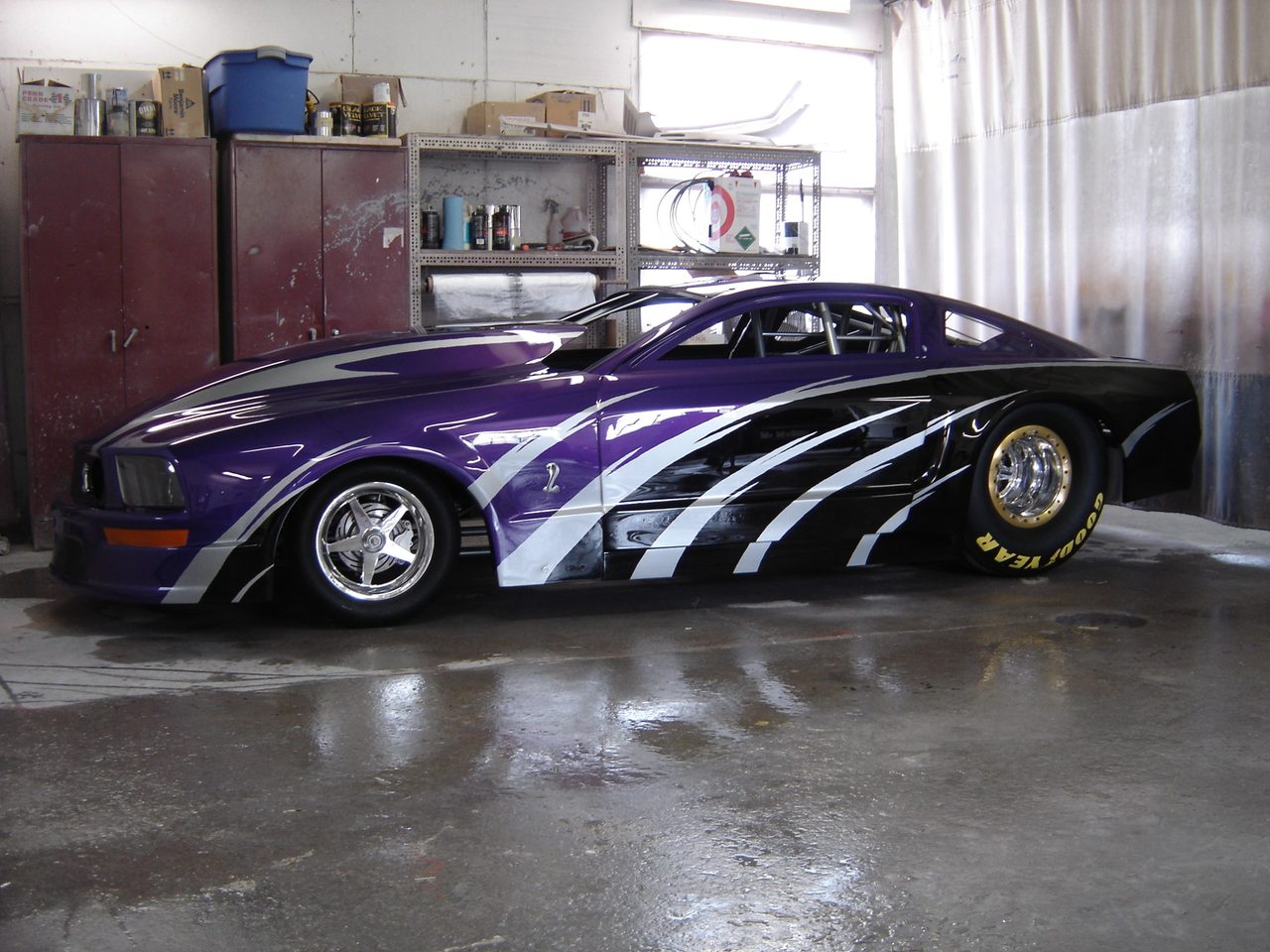 2005 Ford Mustang, photo 2